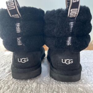 New UGG Kids Fluffy Black Boots